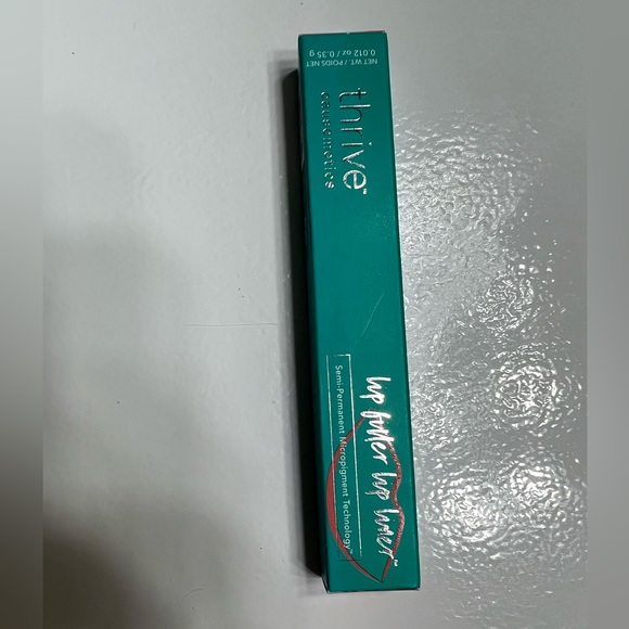 thrive causemetics Other - NEW Thrive Cosmetics lip, filler lip liner, Em pink blush